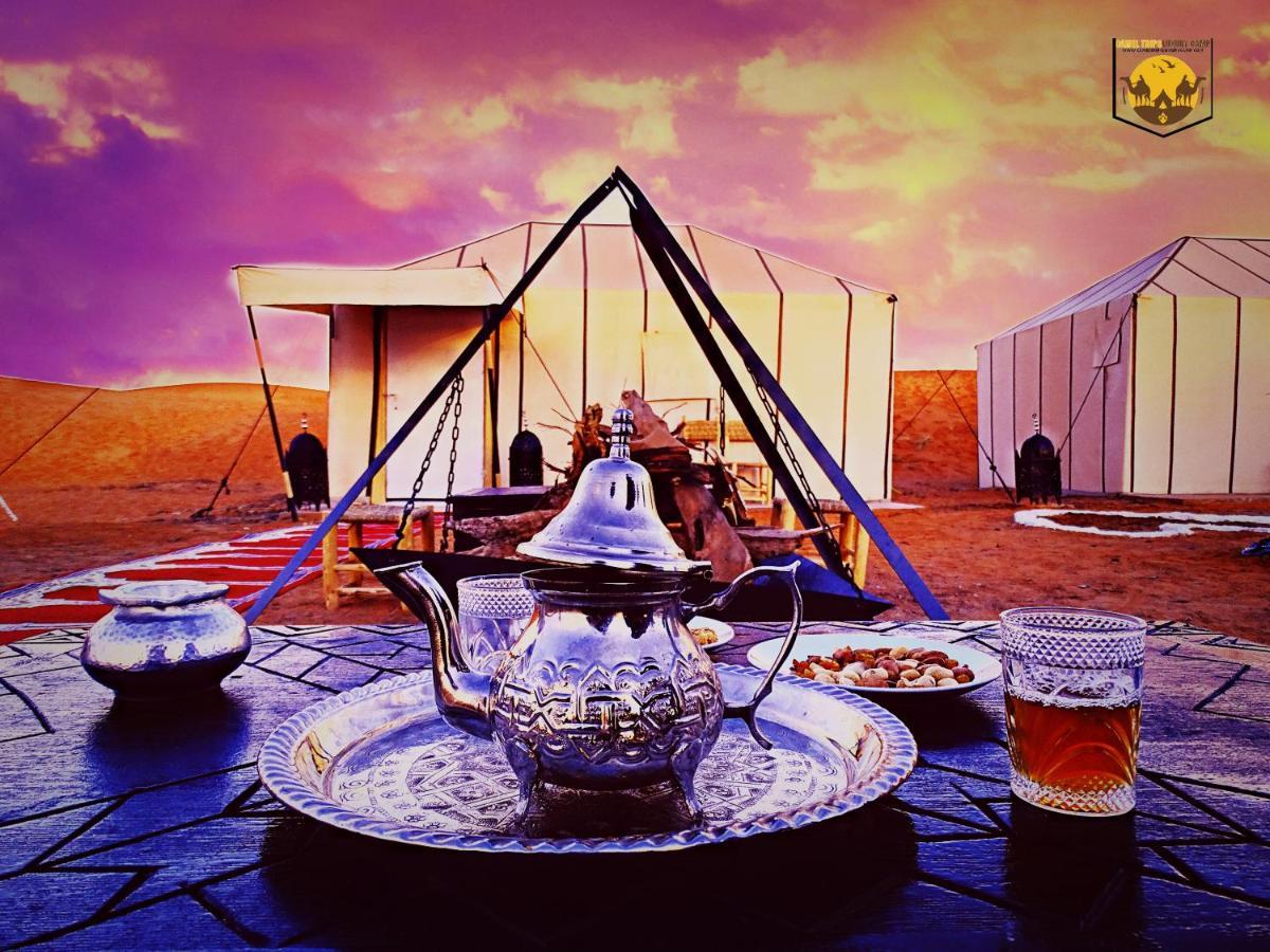 Отель Camel Trips Luxury Camp Мерзуга Экстерьер фото