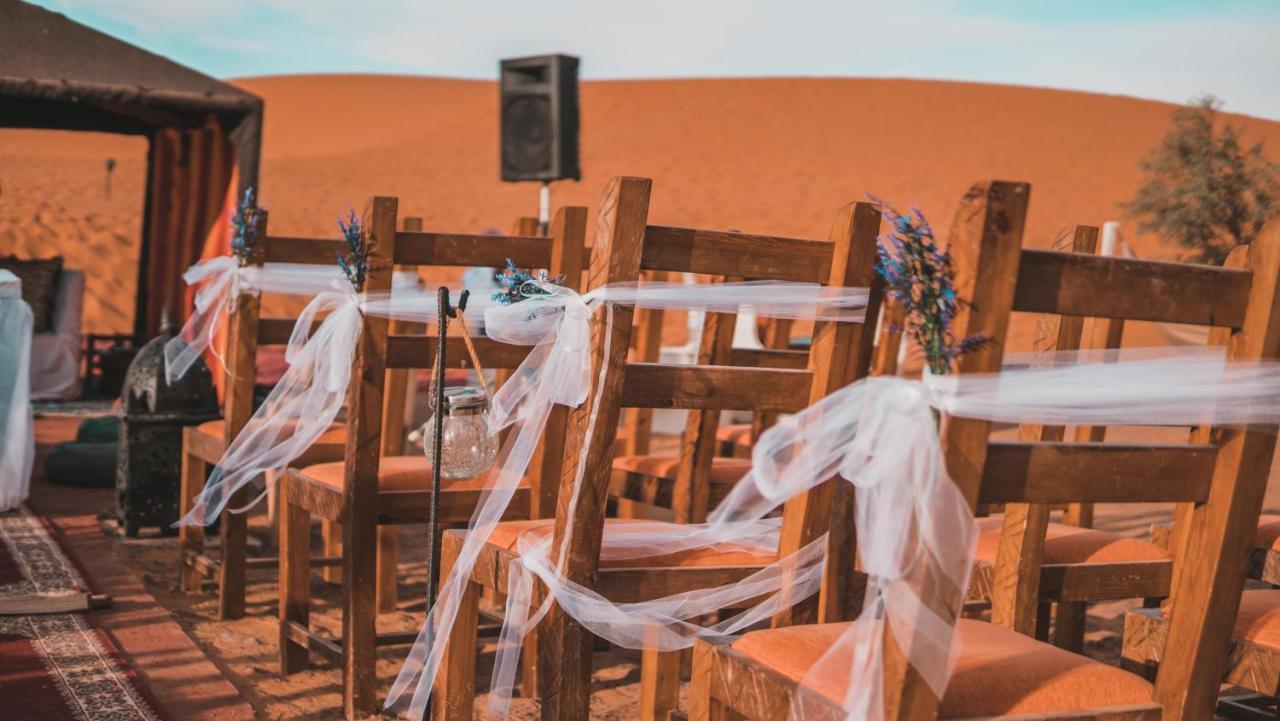 Отель Camel Trips Luxury Camp Мерзуга Экстерьер фото