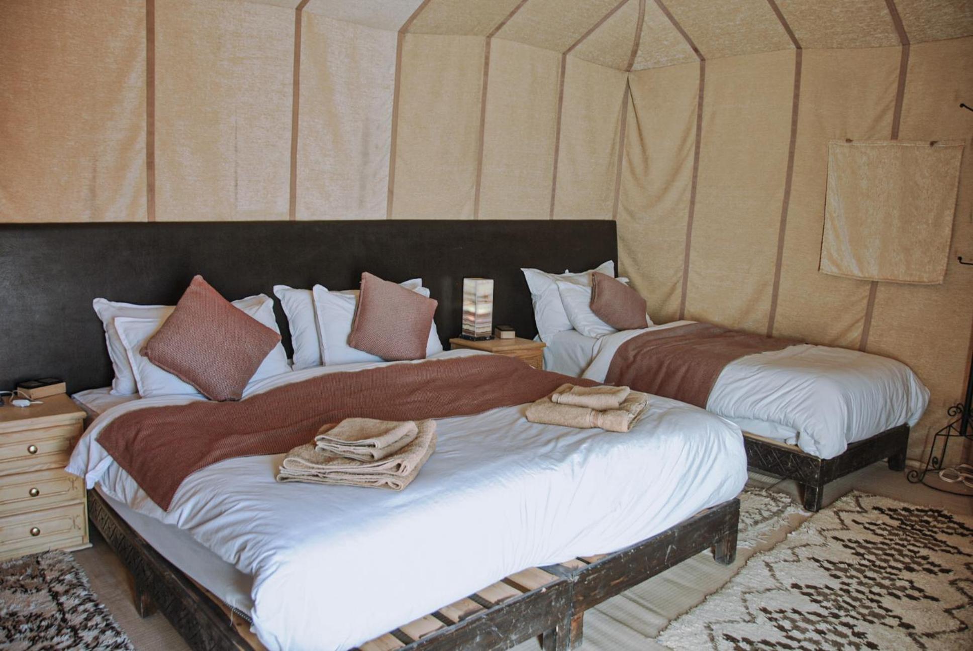 Отель Camel Trips Luxury Camp Мерзуга Экстерьер фото