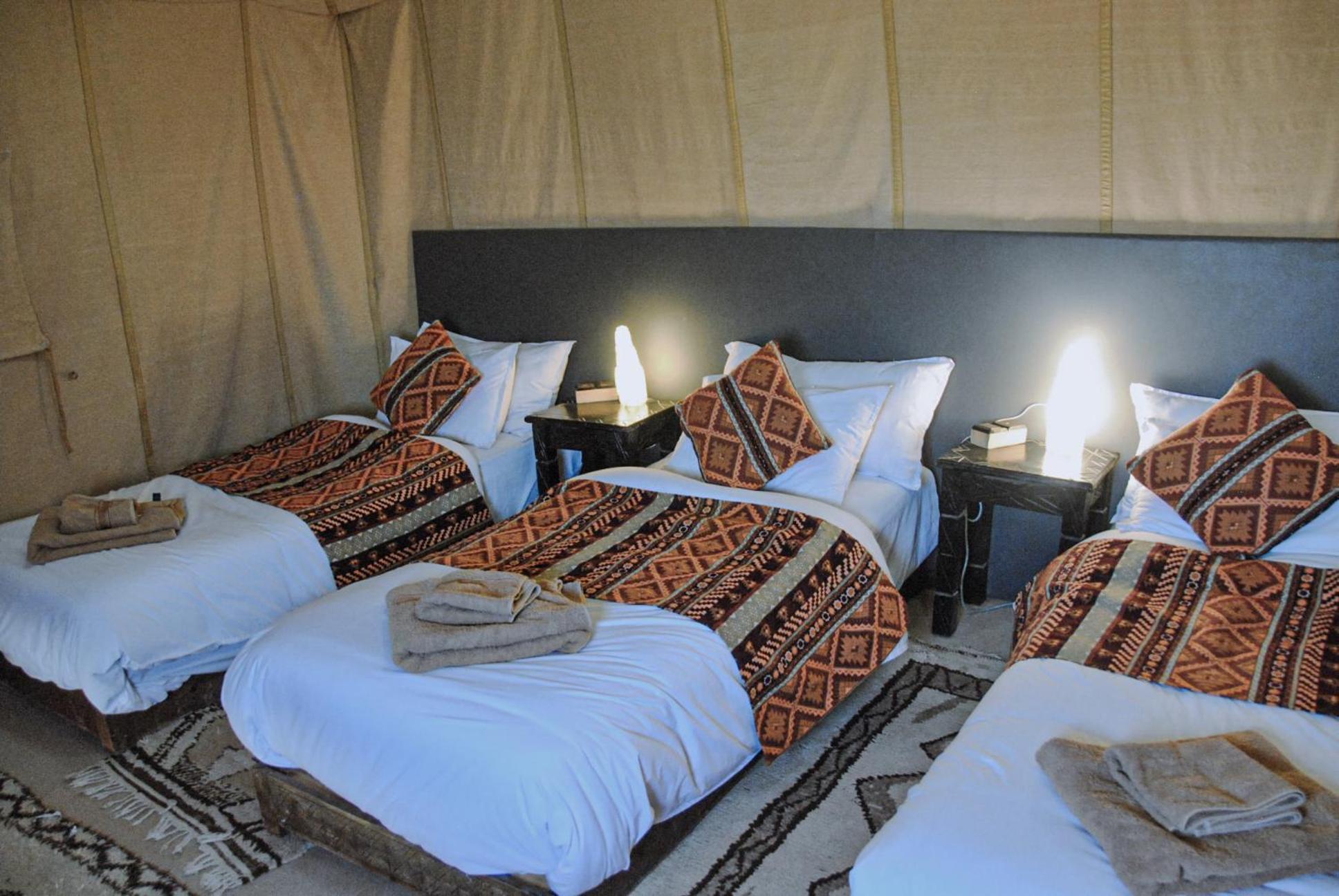 Отель Camel Trips Luxury Camp Мерзуга Экстерьер фото