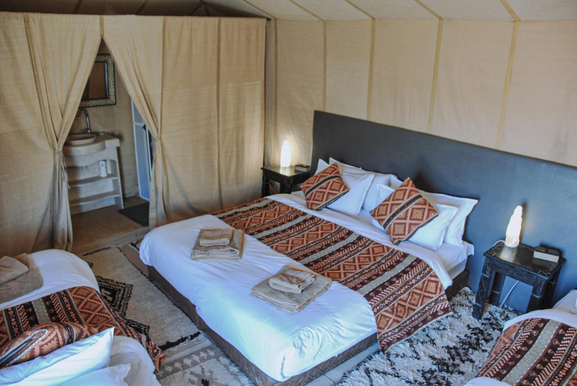 Отель Camel Trips Luxury Camp Мерзуга Экстерьер фото