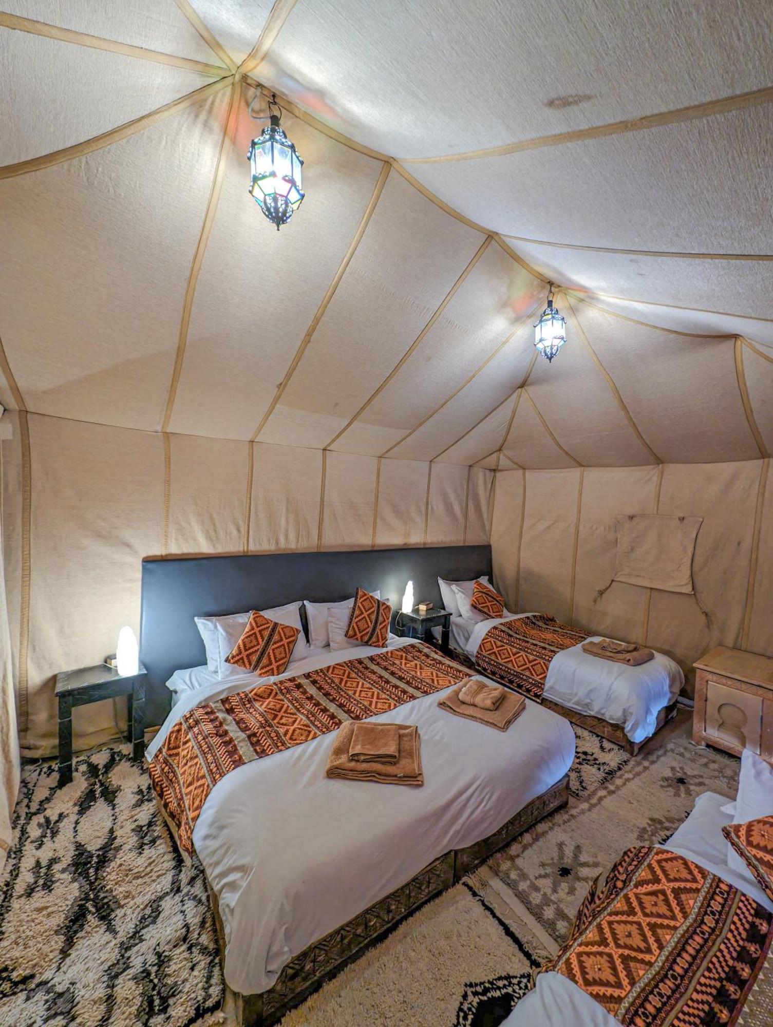 Отель Camel Trips Luxury Camp Мерзуга Экстерьер фото