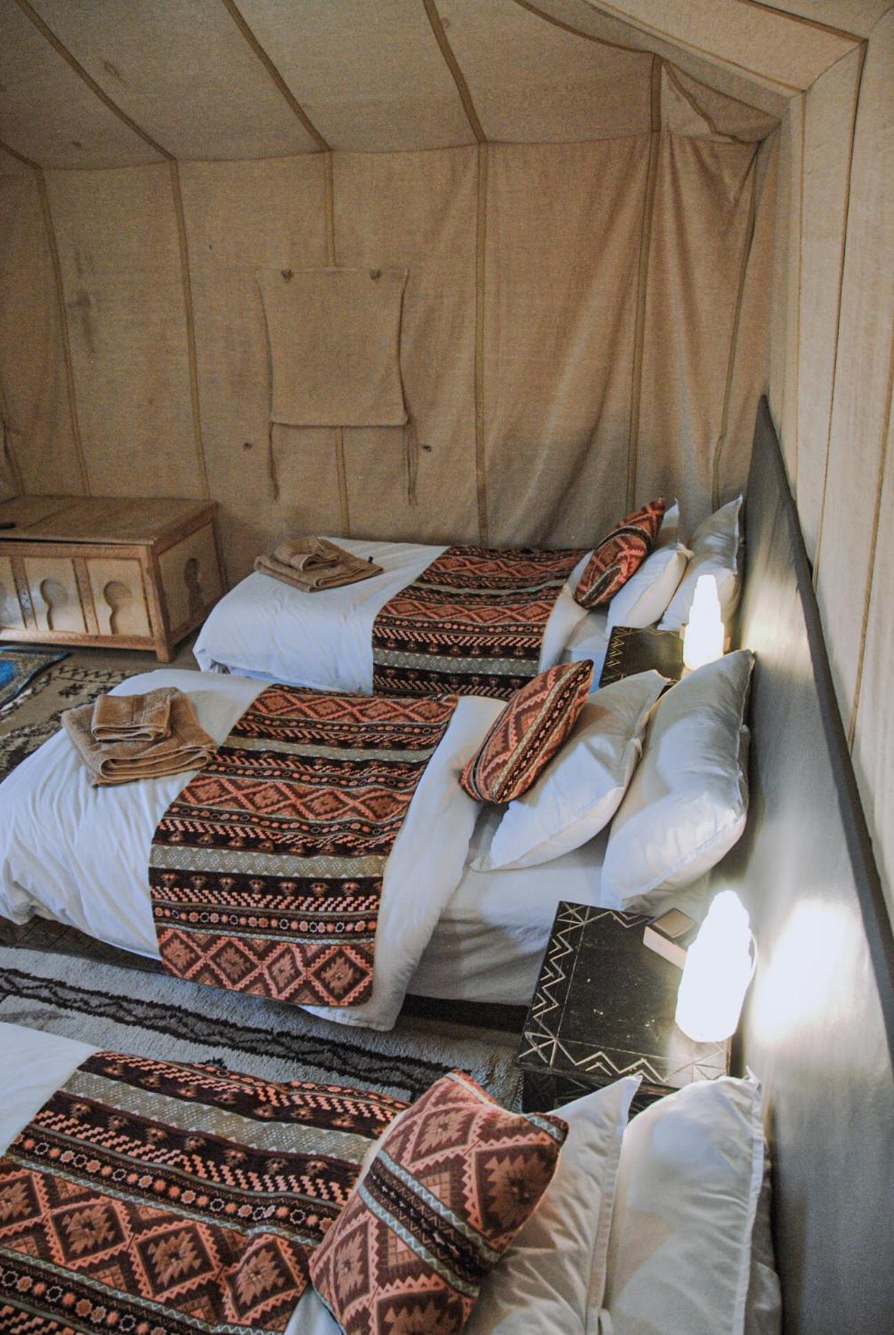 Отель Camel Trips Luxury Camp Мерзуга Экстерьер фото