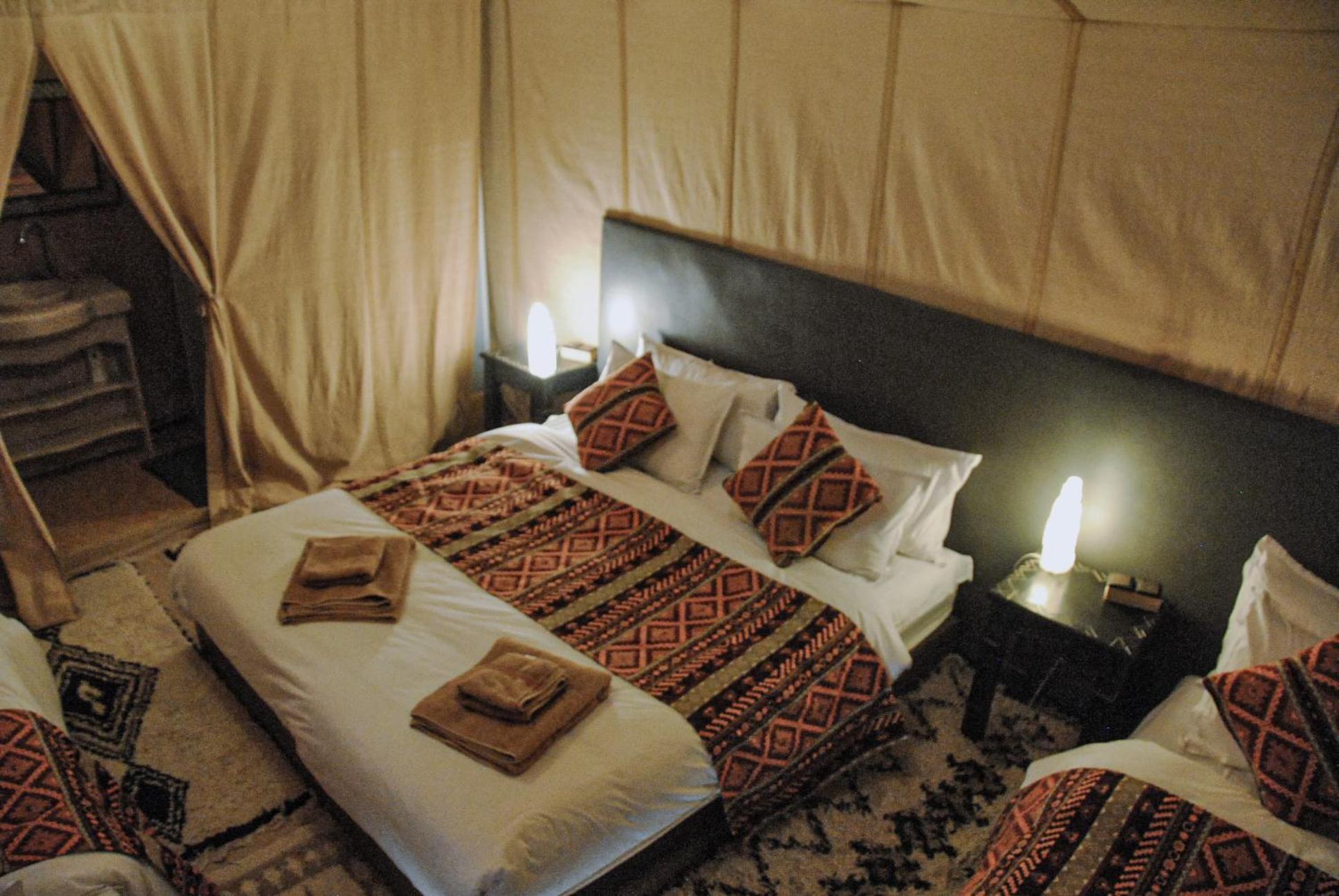 Отель Camel Trips Luxury Camp Мерзуга Экстерьер фото