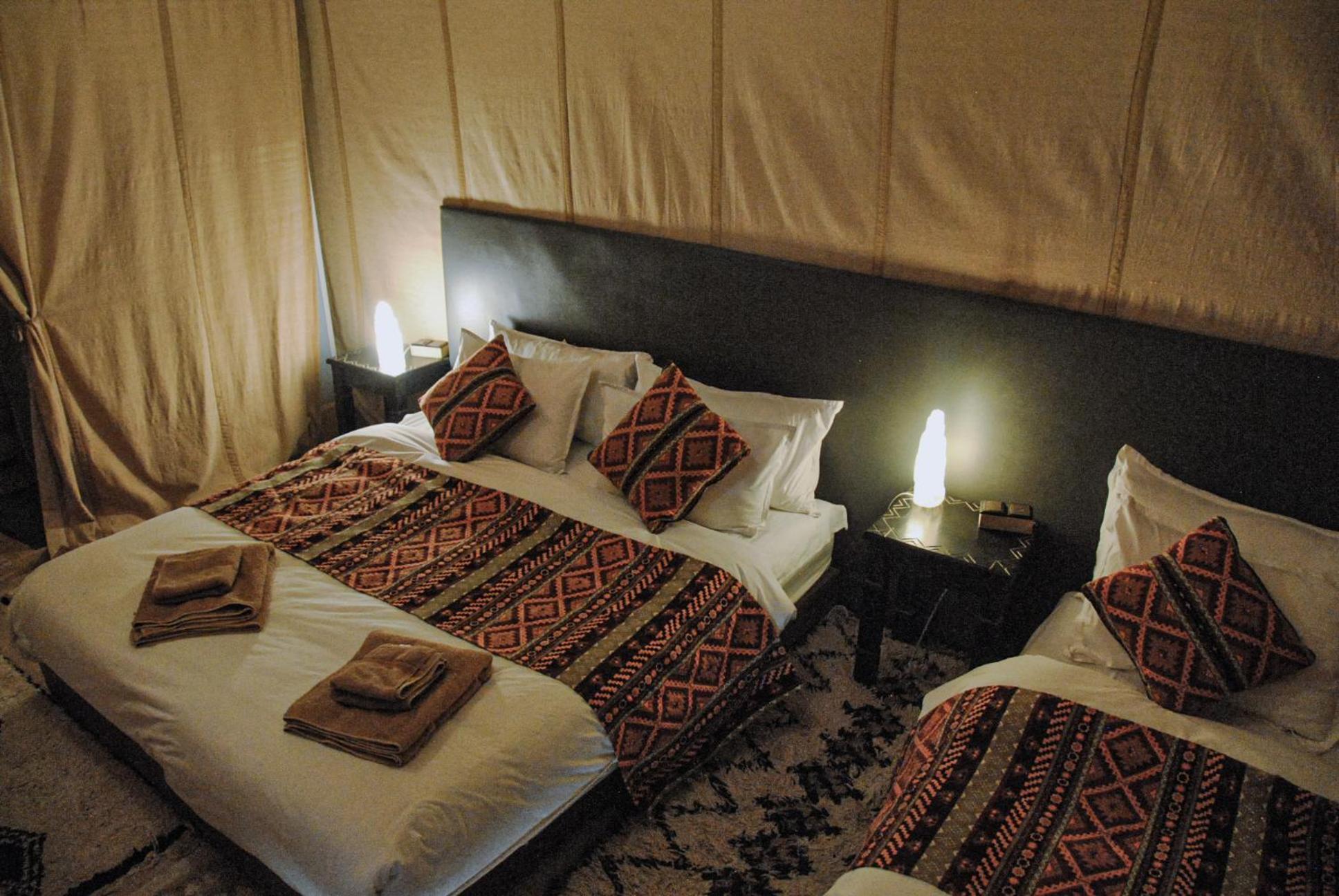 Отель Camel Trips Luxury Camp Мерзуга Экстерьер фото