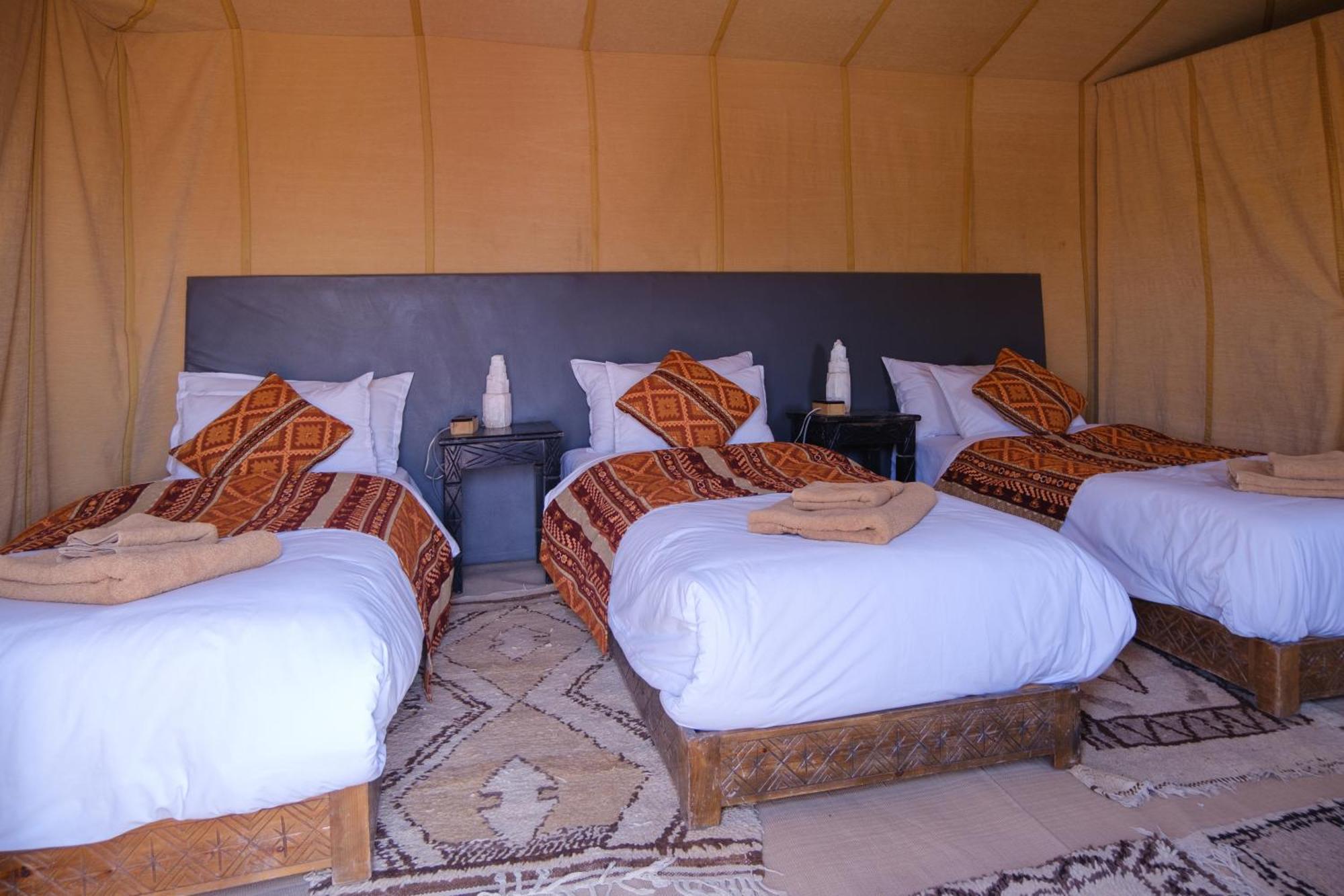 Отель Camel Trips Luxury Camp Мерзуга Экстерьер фото